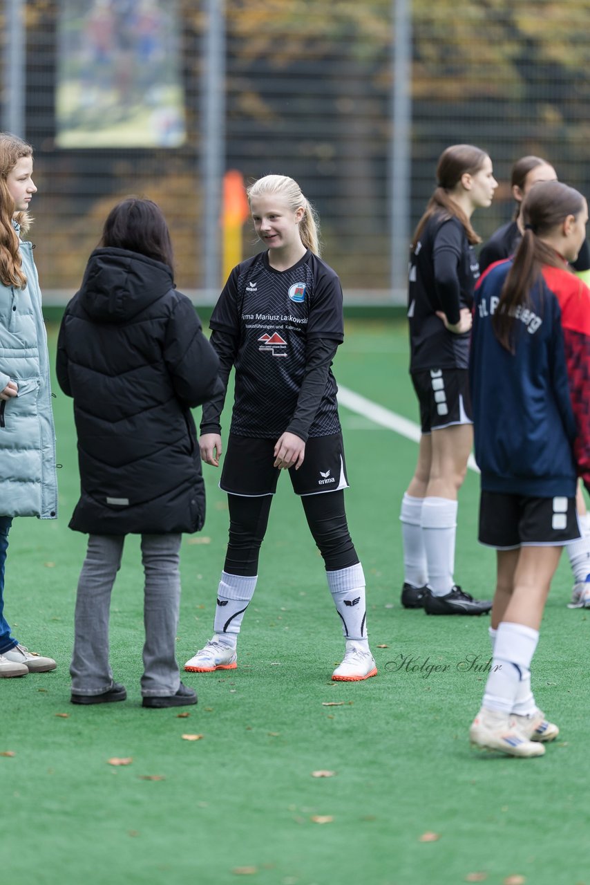 Bild 140 - wCJ VfL Pinneberg - Eimsbuettler TV : Ergebnis: 0:3